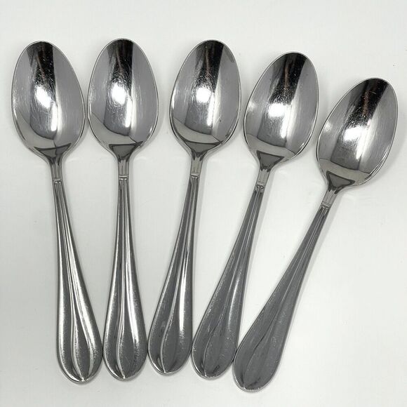 Retroneu Villa Stainless Place Soup Dinner Spoons 7.5” Set Of 5 Discontinued - Picture 1 of 6